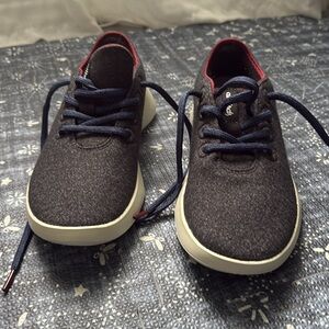 Allbirds wool sneaker size 9 NEW